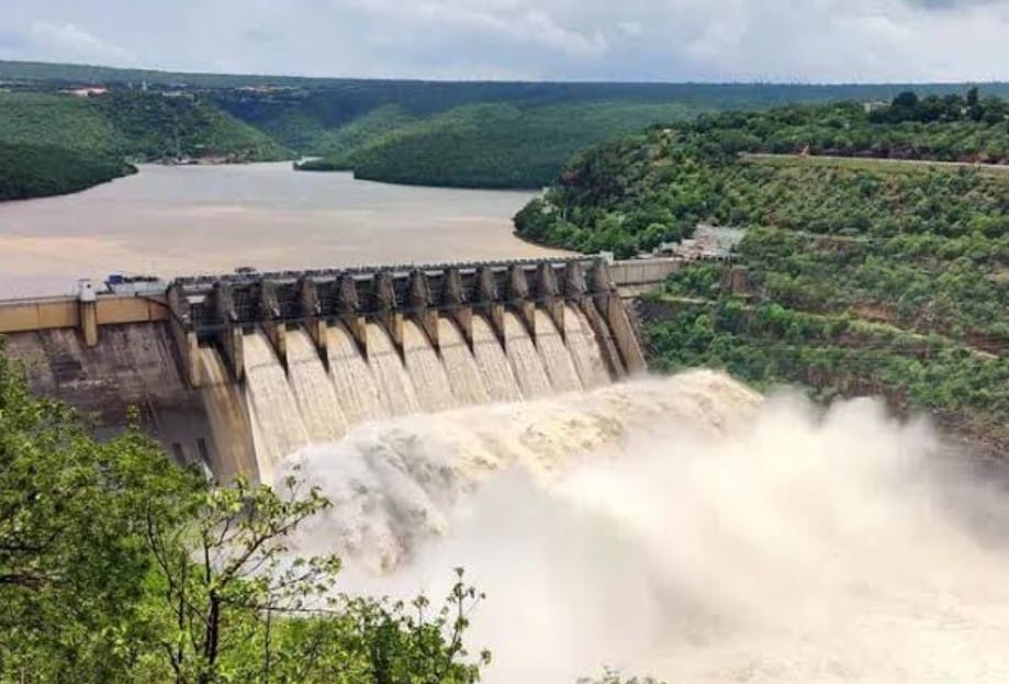দক্ষিণের জলবণ্টন বিরোধ দ্রুত মেটানোর বার্তা অমিত শাহের