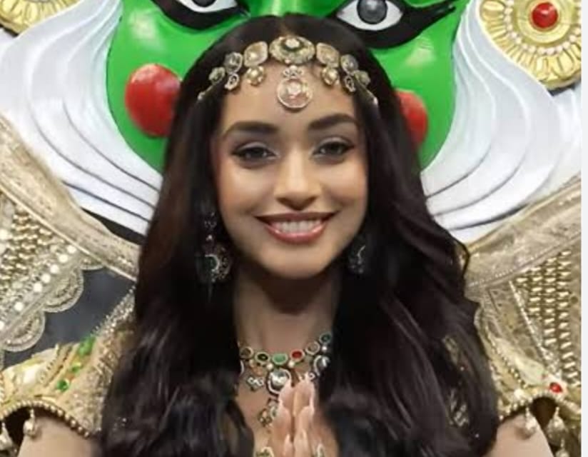 মিস ইউনিভার্স ইন্ডিয়া ২০২৬-এর মুকুট কেরালার ১৯ বছরের কাজিয়াহ লিজ মেজোর মাথায়