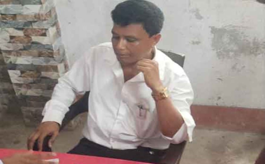 মাথাভাঙা আদালতে ভুয়ো আইনজীবীর অভিযোগ, আটক এক ব্যক্তি