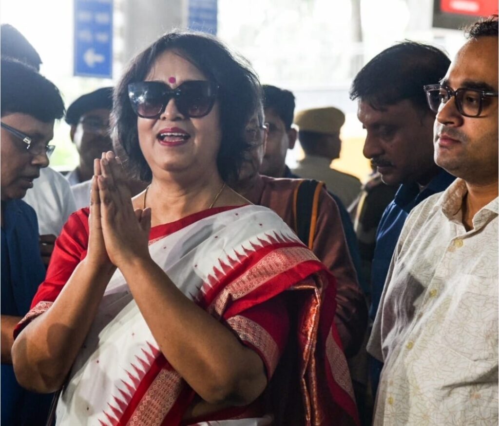 ১৯ বছর পর কলকাতায় ফিরলেন তসলিমা নাসরিন, রবীন্দ্রসদনের অনুষ্ঠানে যোগ দিতে শহরে প্রত্যাবর্তন