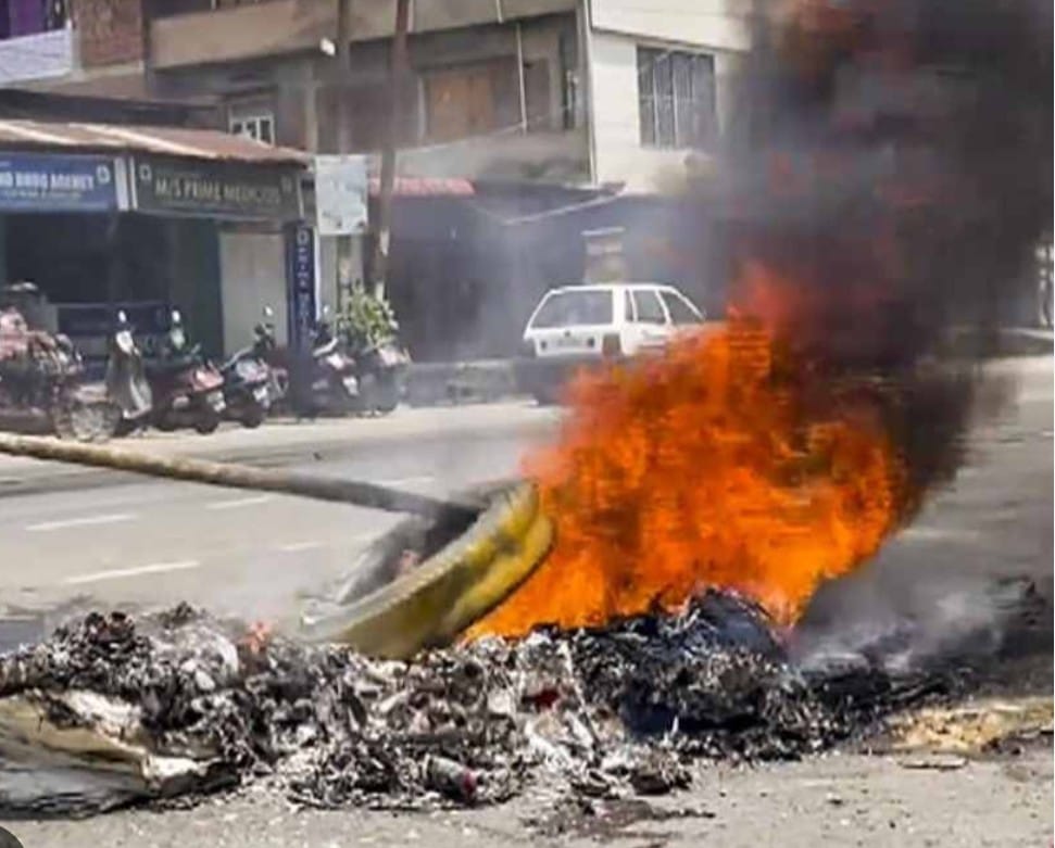 জাতীয়-রাজ্য সড়ক অবরোধে কড়া ব্যবস্থা, মণিপুর সরকারের বড় হুঁশিয়ারি