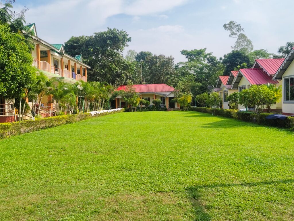 গভীর নিম্নচাপের প্রভাবে রাজ্যজুড়ে বৃষ্টি, উত্তরবঙ্গে ভারী বর্ষণের সতর্কতা