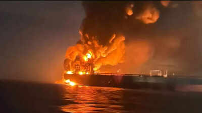 রাশিয়ায় রাতভর ইউক্রেনের ড্রোন হামলার দাবি, নিহত ২, ক্ষতিগ্রস্ত তেল শোধনাগার