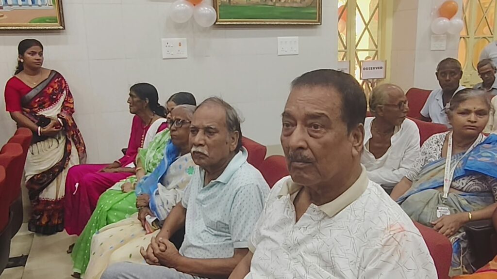 আন্তর্জাতিক প্রবীণ নাগরিক দিবসে কোচবিহারে বিশেষ অনুষ্ঠান, অংশ নিলেন প্রায় ২০০ প্রবীণ